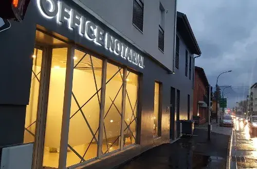 AMELIE URSOMEHIDEB  38320