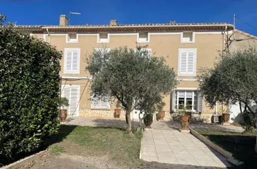 Office Notarial à Entraigues sur la Sorgue  Béatrice DepradSurdon