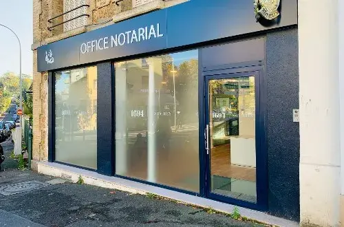 1694  Notaires