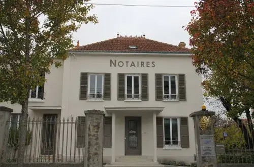 Nathalie BonnaudChoukroun Dorothée Darniche et Laurent Robin notaires associés