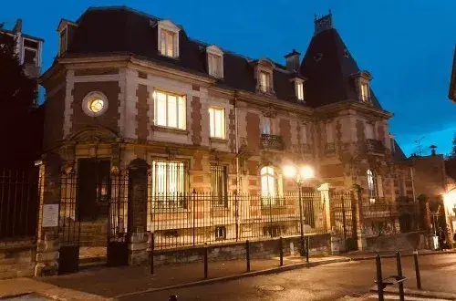 Georges HAYOTTE Maud LE BRASVERRECCHIA Romain CIVEL Elvina LEMAIRE Claire BESNARD notaires