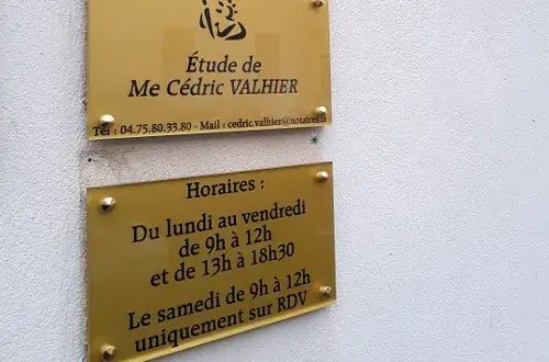 Maître Cédric VALHIER et Maître Sophie JOURDANDUFOUR Notaires